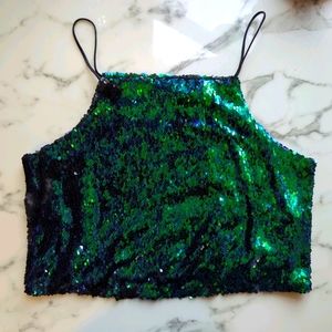 🎽 Two-Tone Sequin Crop Top